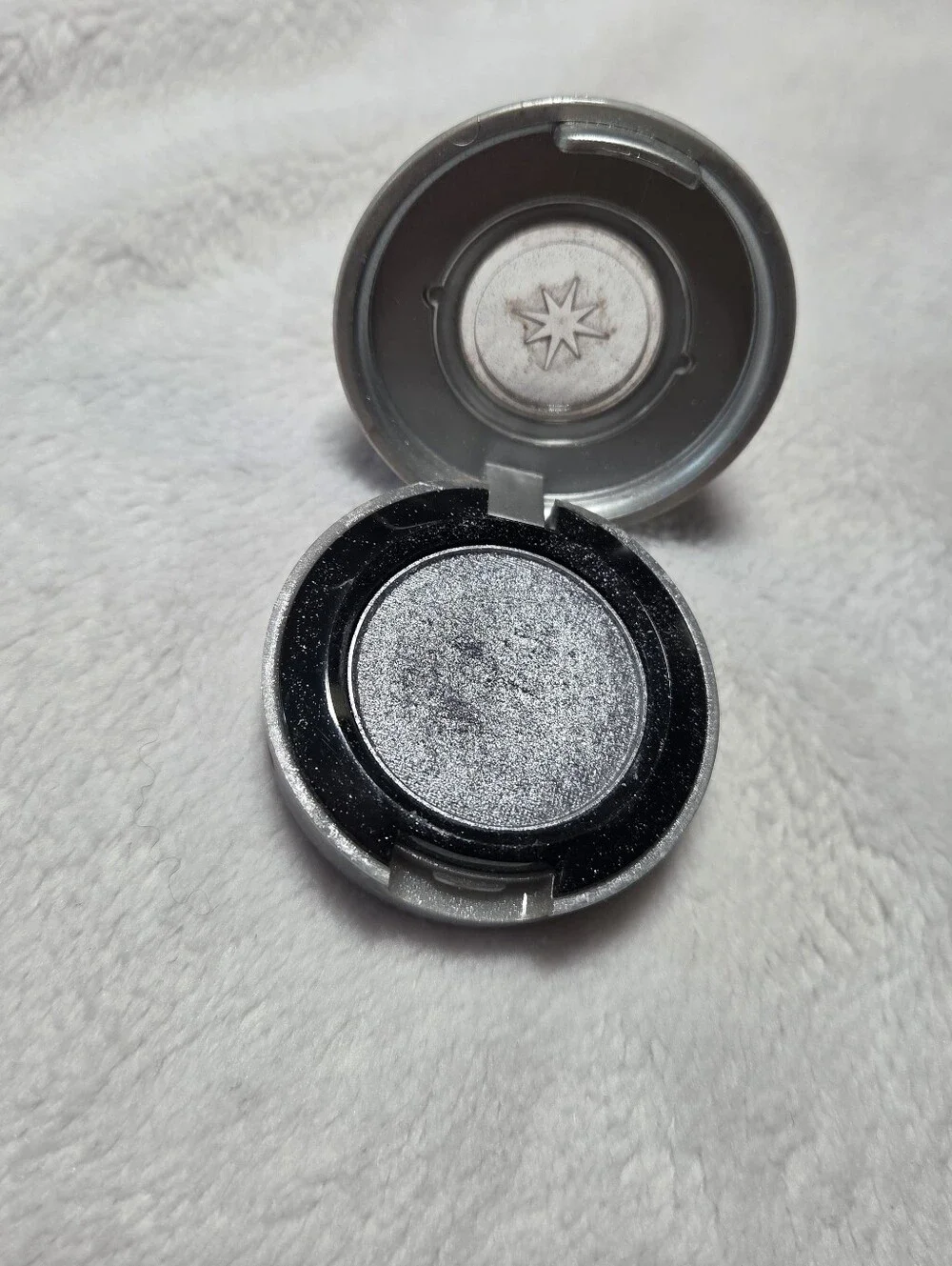 vintage urban decay single eyeshadow - strip